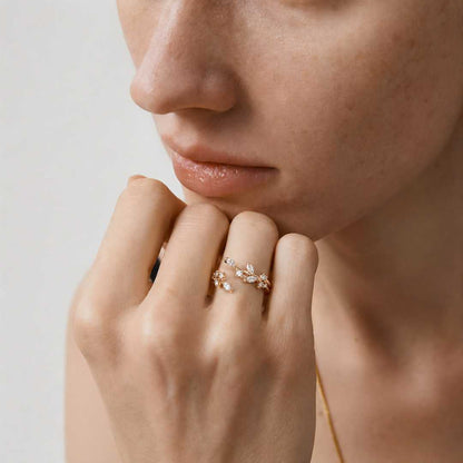 Dainty Leaf CZ Ring